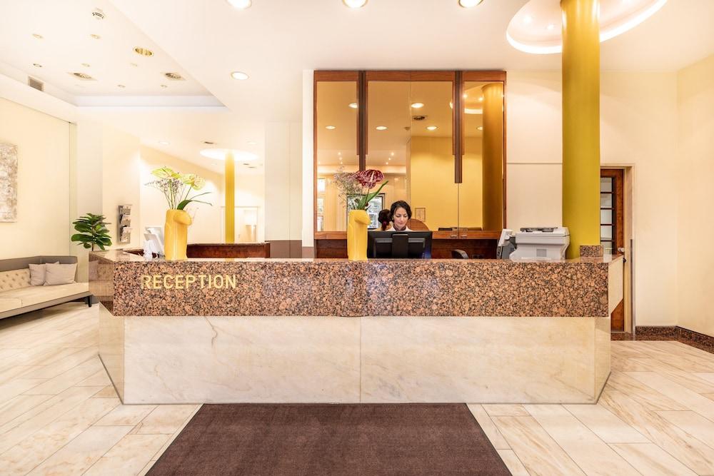 Hotel Madison Ντίσελντορφ Εξωτερικό φωτογραφία